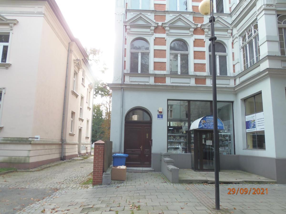 Apartament Kasztanowy Apartment Gliwice Exterior foto